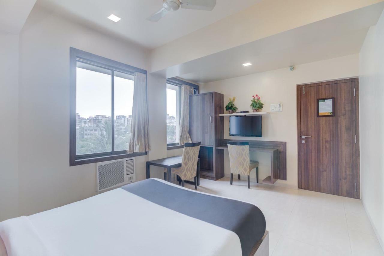 Hotel Capital O 45076 Vegas Residency Deluxe