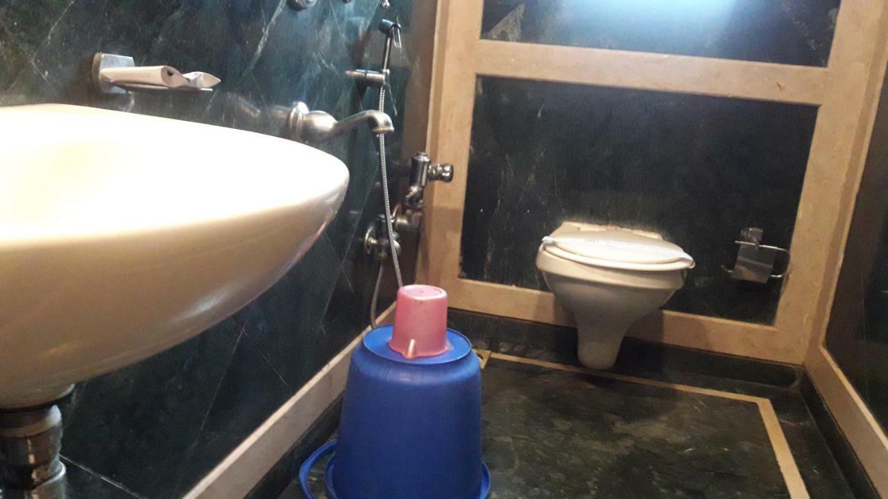 Shine Hospitality Crown Hotel Mumbai