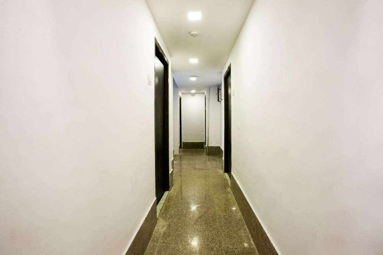 Oyo Flagship 38540 Hotel Shangrila Flagship Saver 3* Mumbai