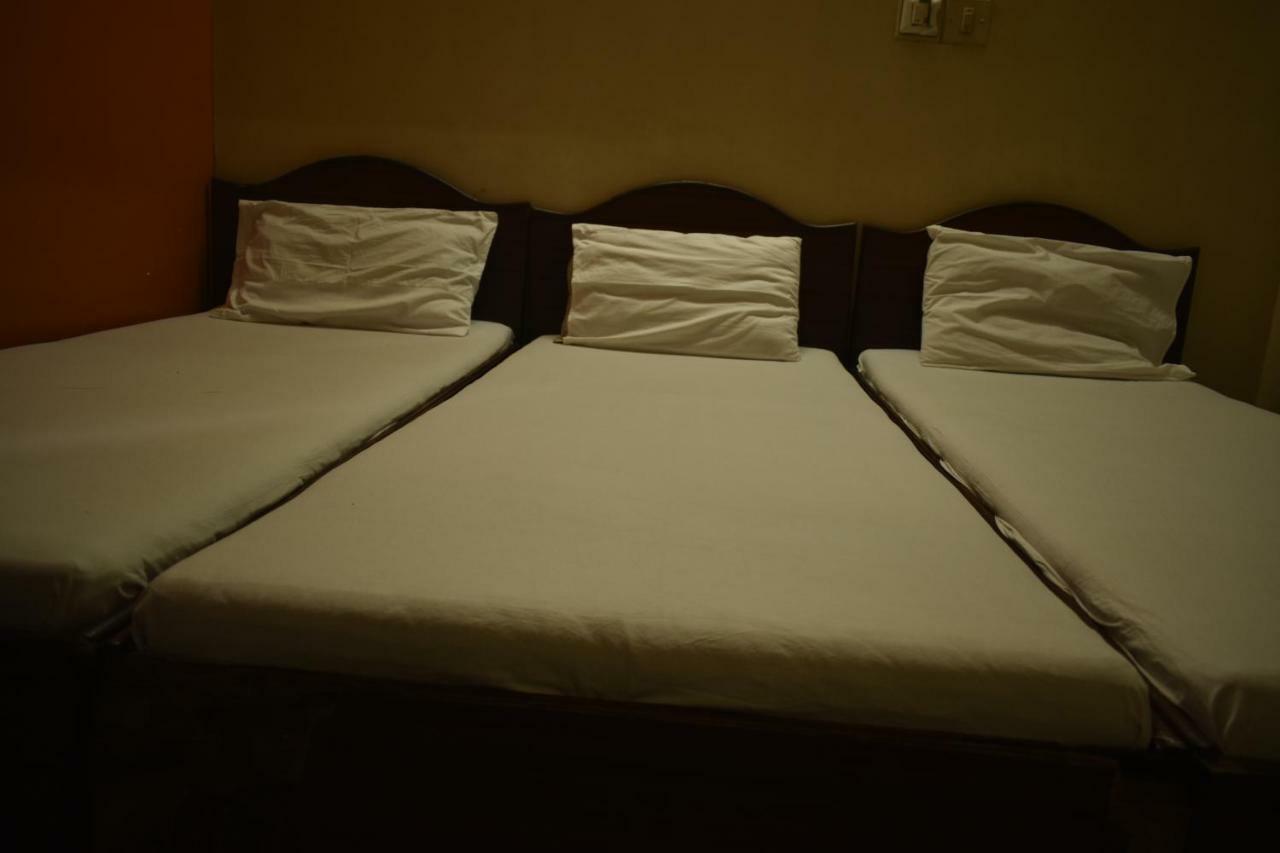 Popular Palace 2*