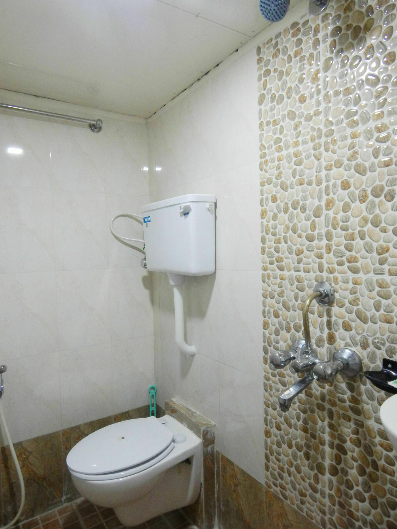 Hotel Sea View Colaba Hotel 3*