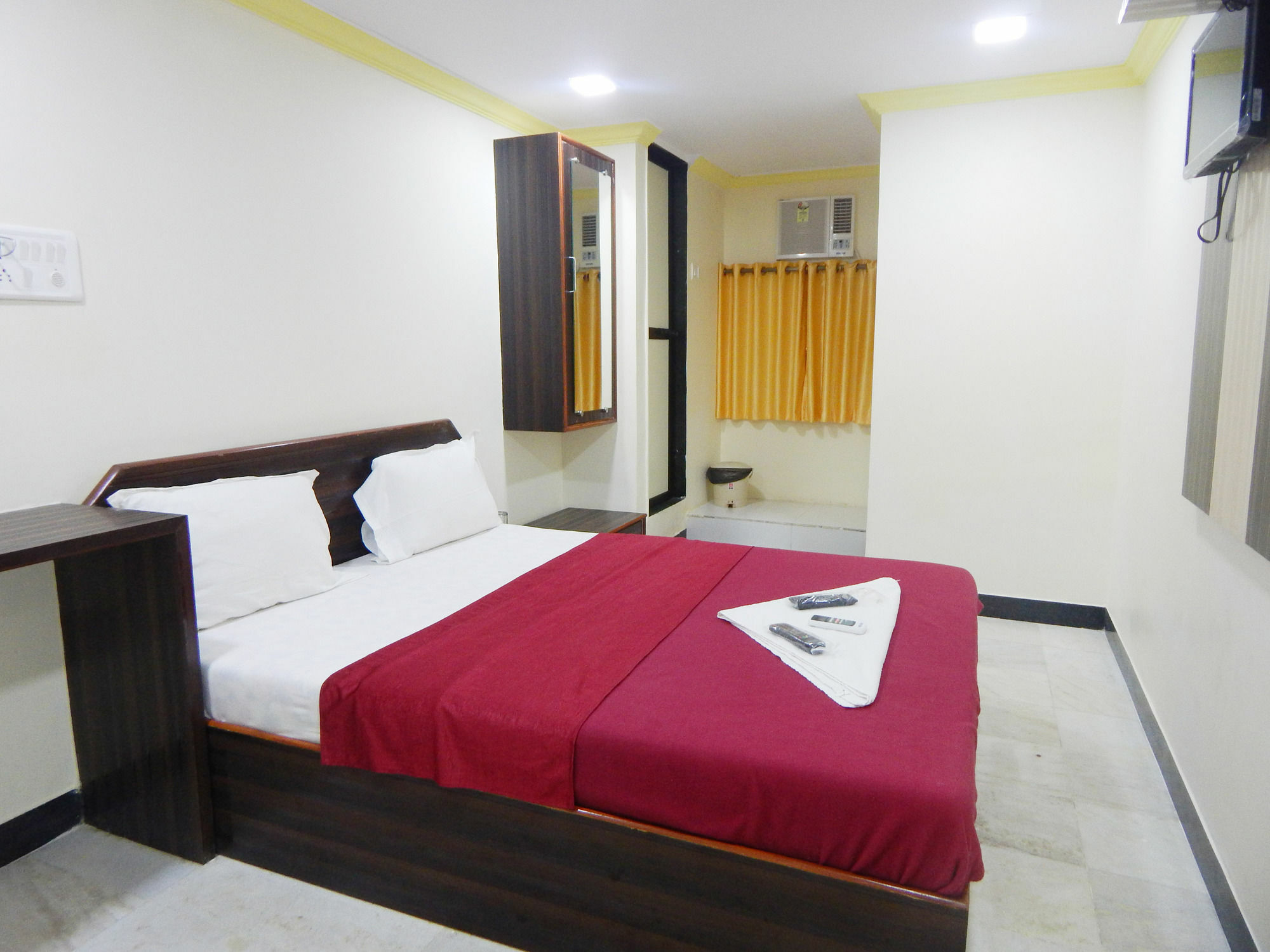 Hotel Sea View Colaba Hotel