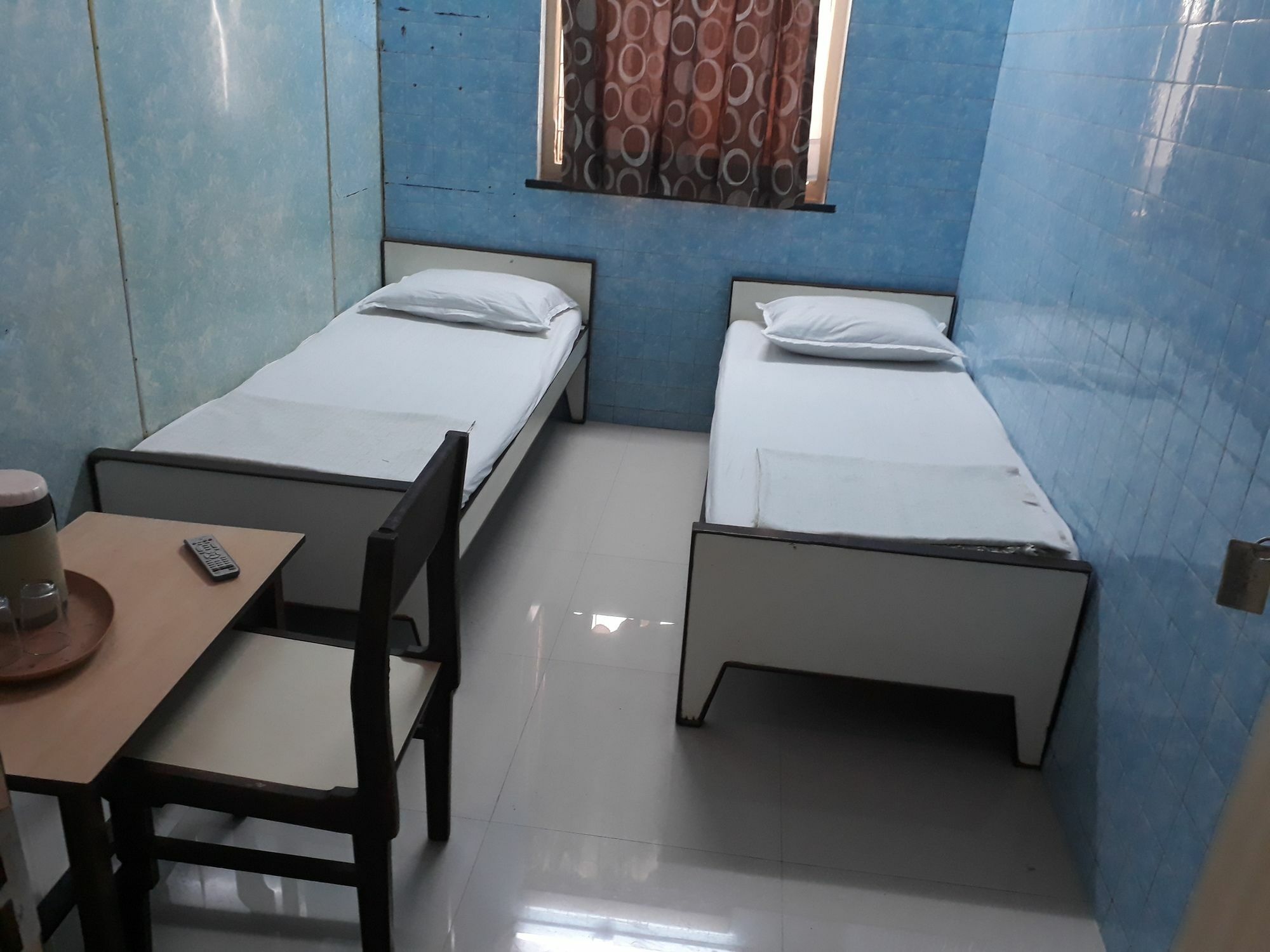 Guest house Milan Mumbai