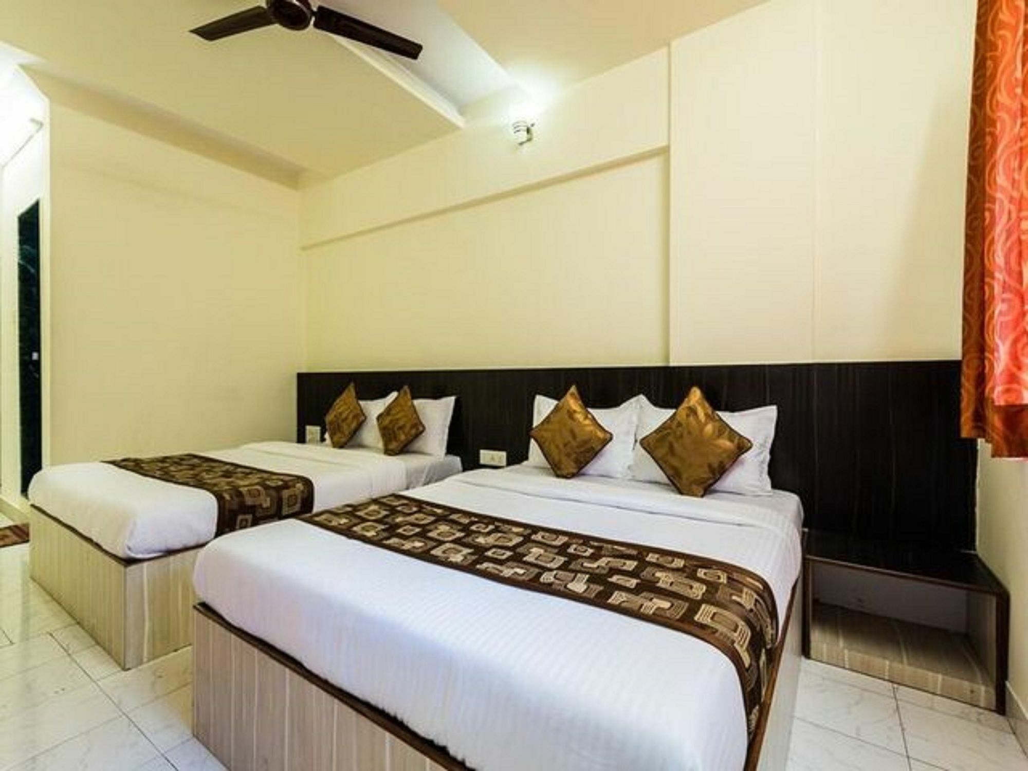 Kurla Residency Hotel 3*