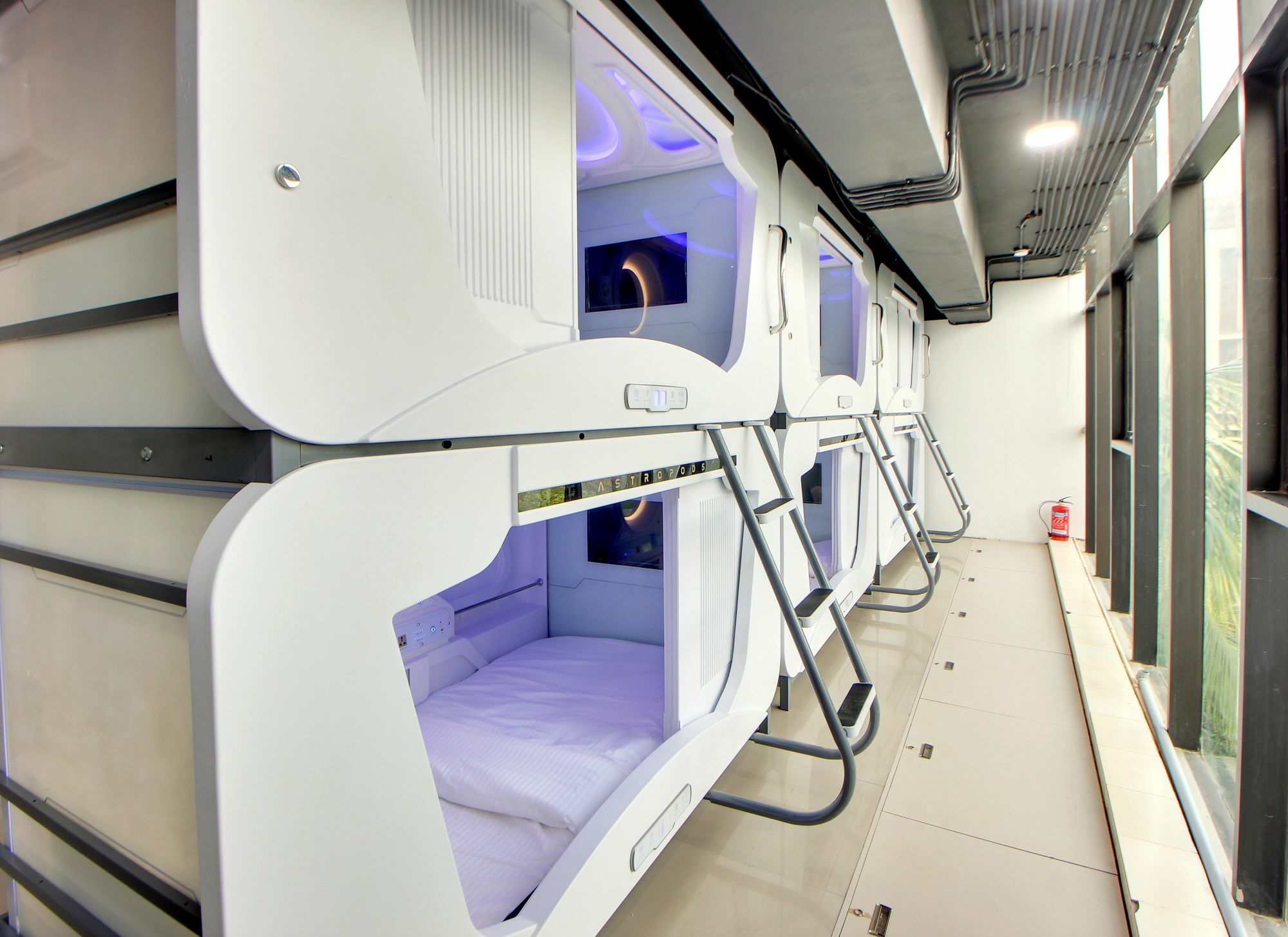 Astropods Airport, Mumbai. Mumbai
