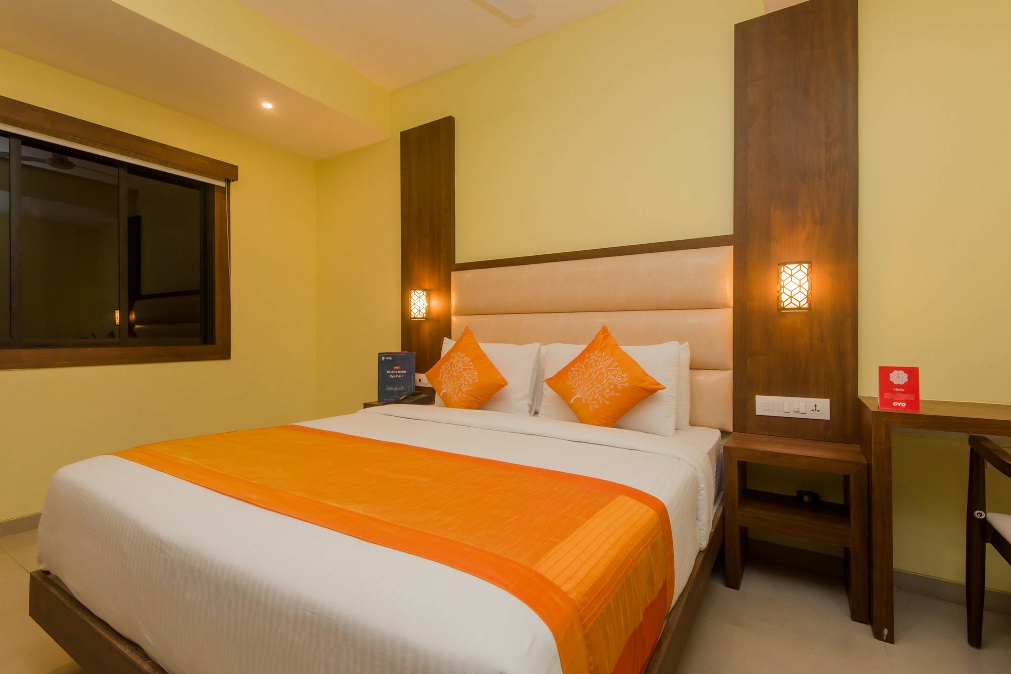 Hotel Oyo 9187 Adlon International