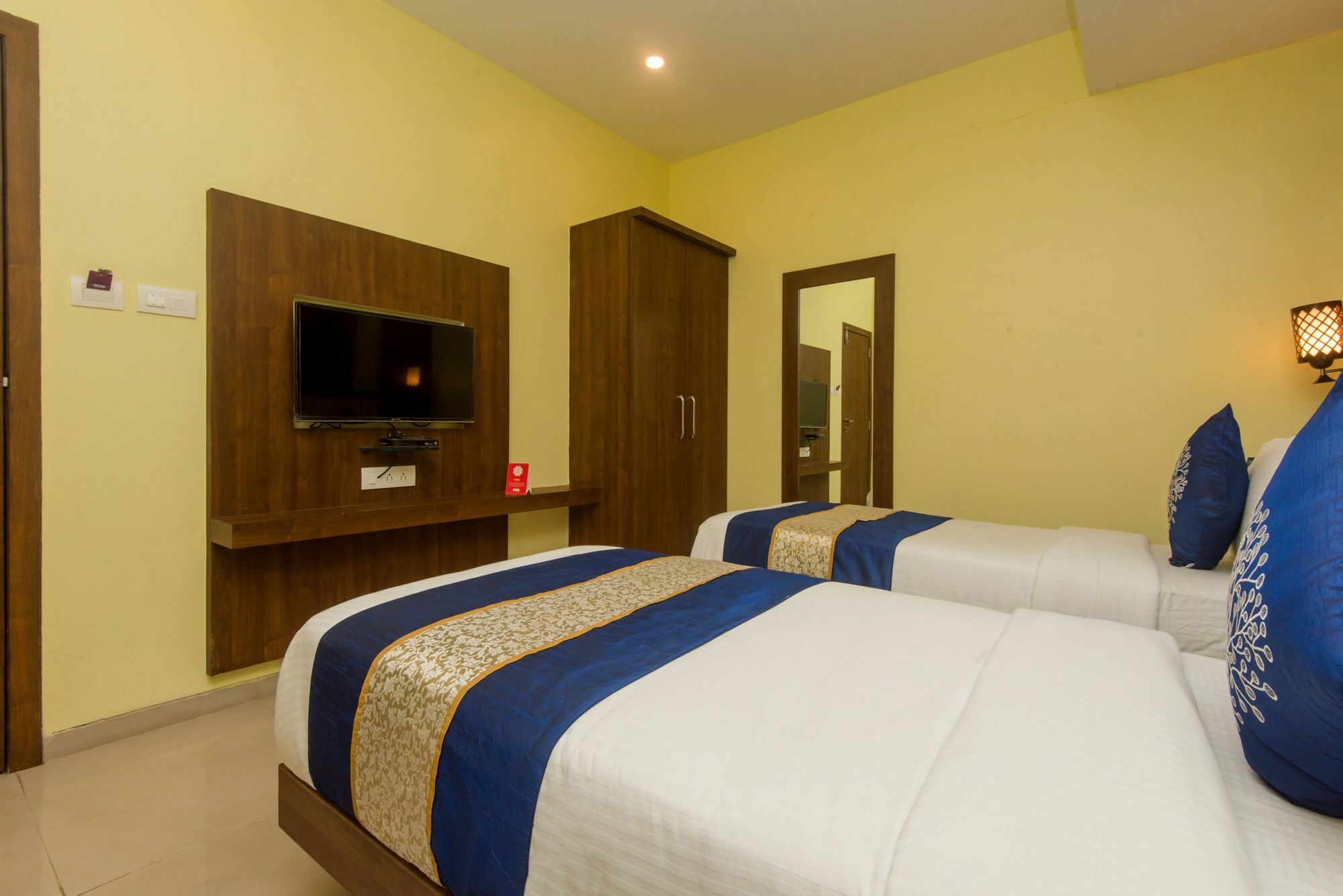 Oyo 9187 Adlon International Mumbai