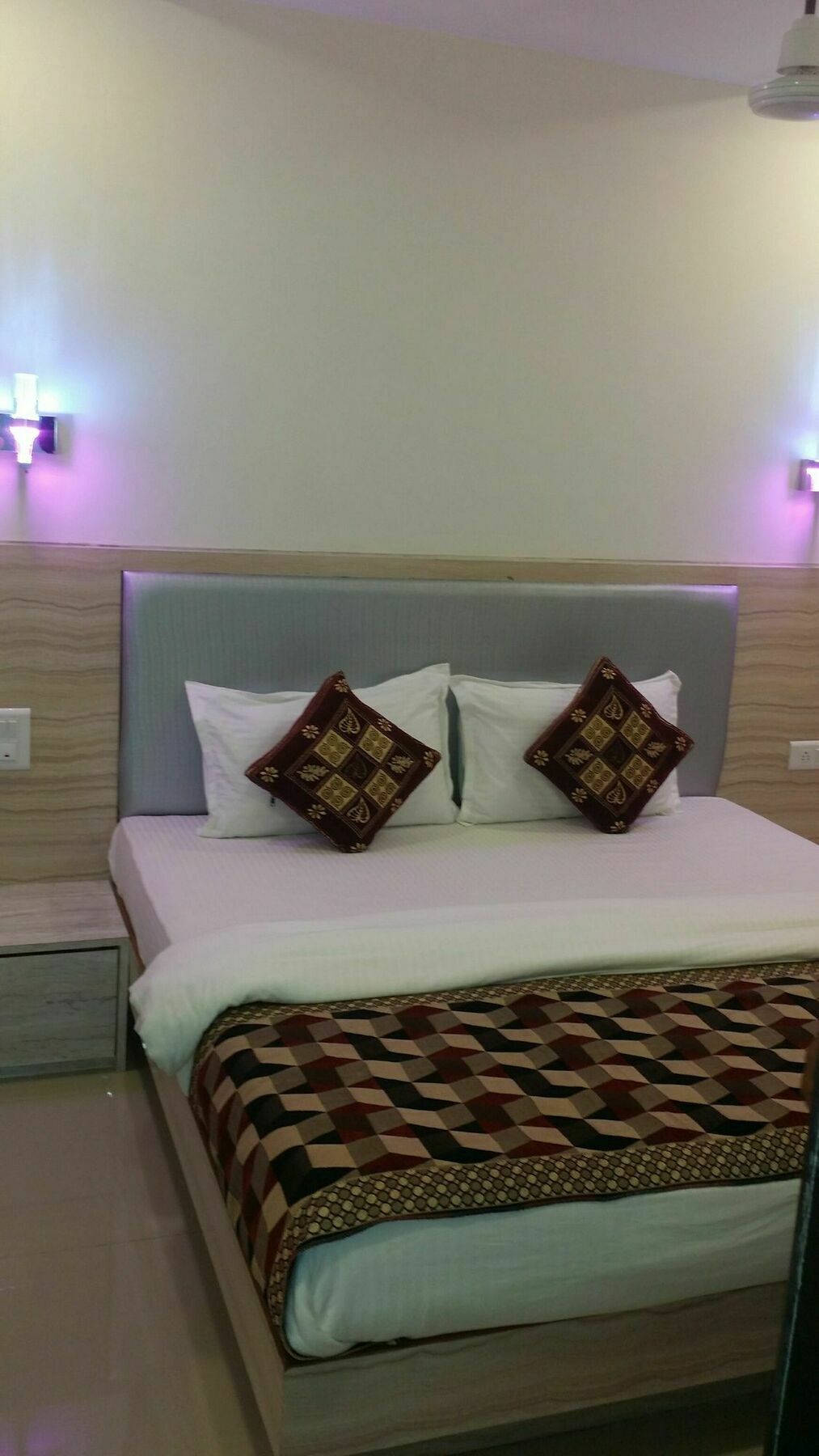 Guest house Kf Residency Mumbai