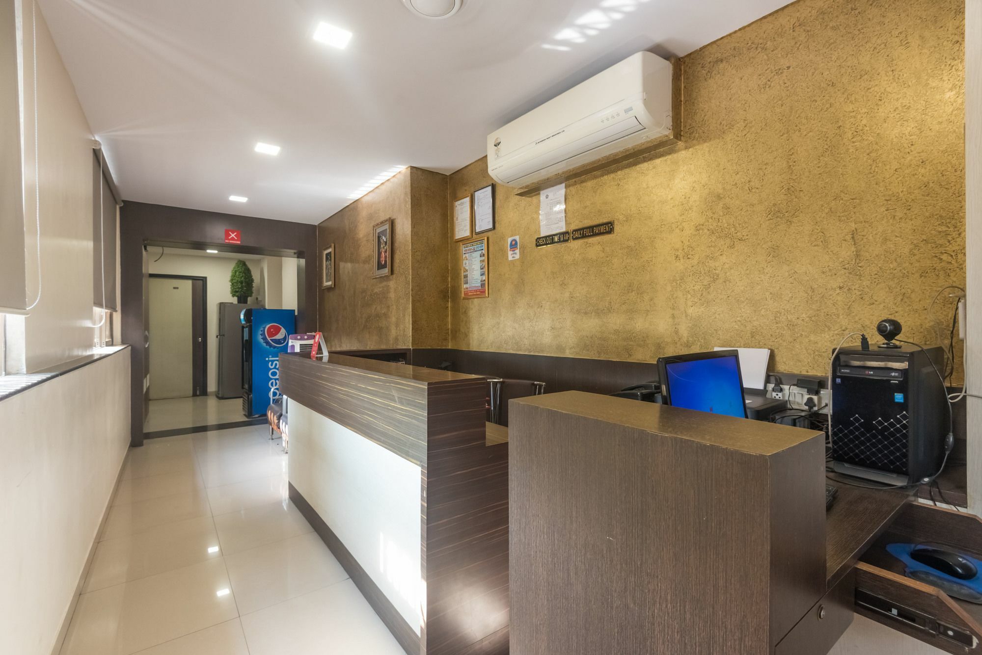 Minerva Residency * Mumbai