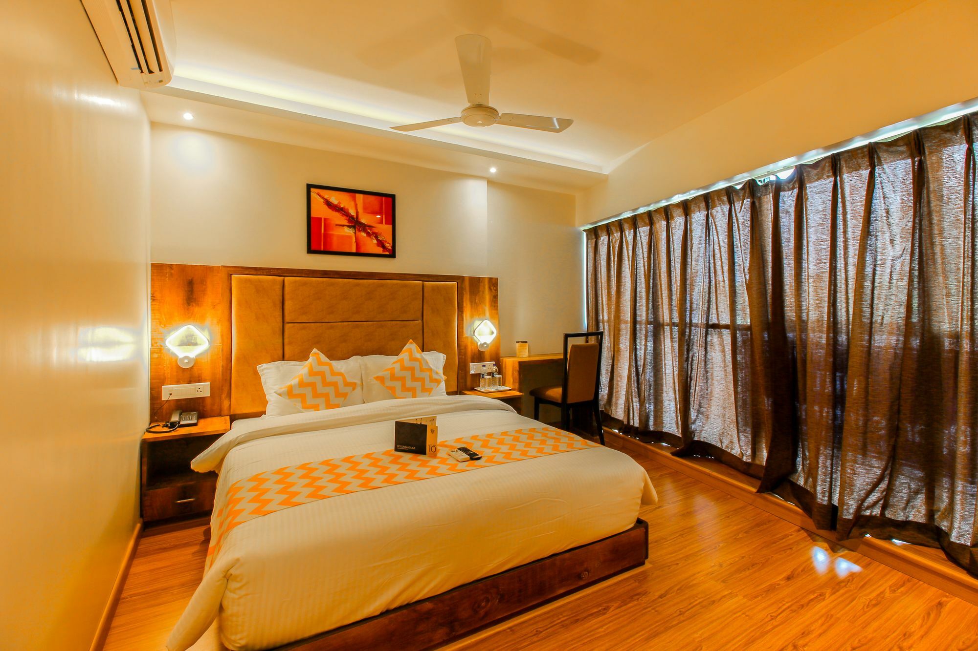 Fluorescent By Bizzgrow International Airport - Formerly Known As Byaris International Hotel Mumbai