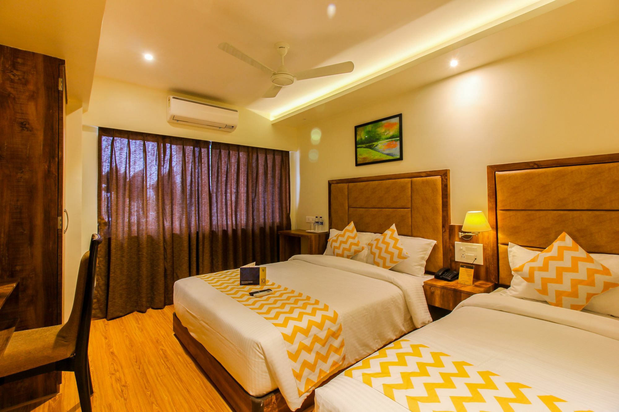 Fluorescent By Bizzgrow International Airport - Formerly Known As Byaris International Hotel Mumbai