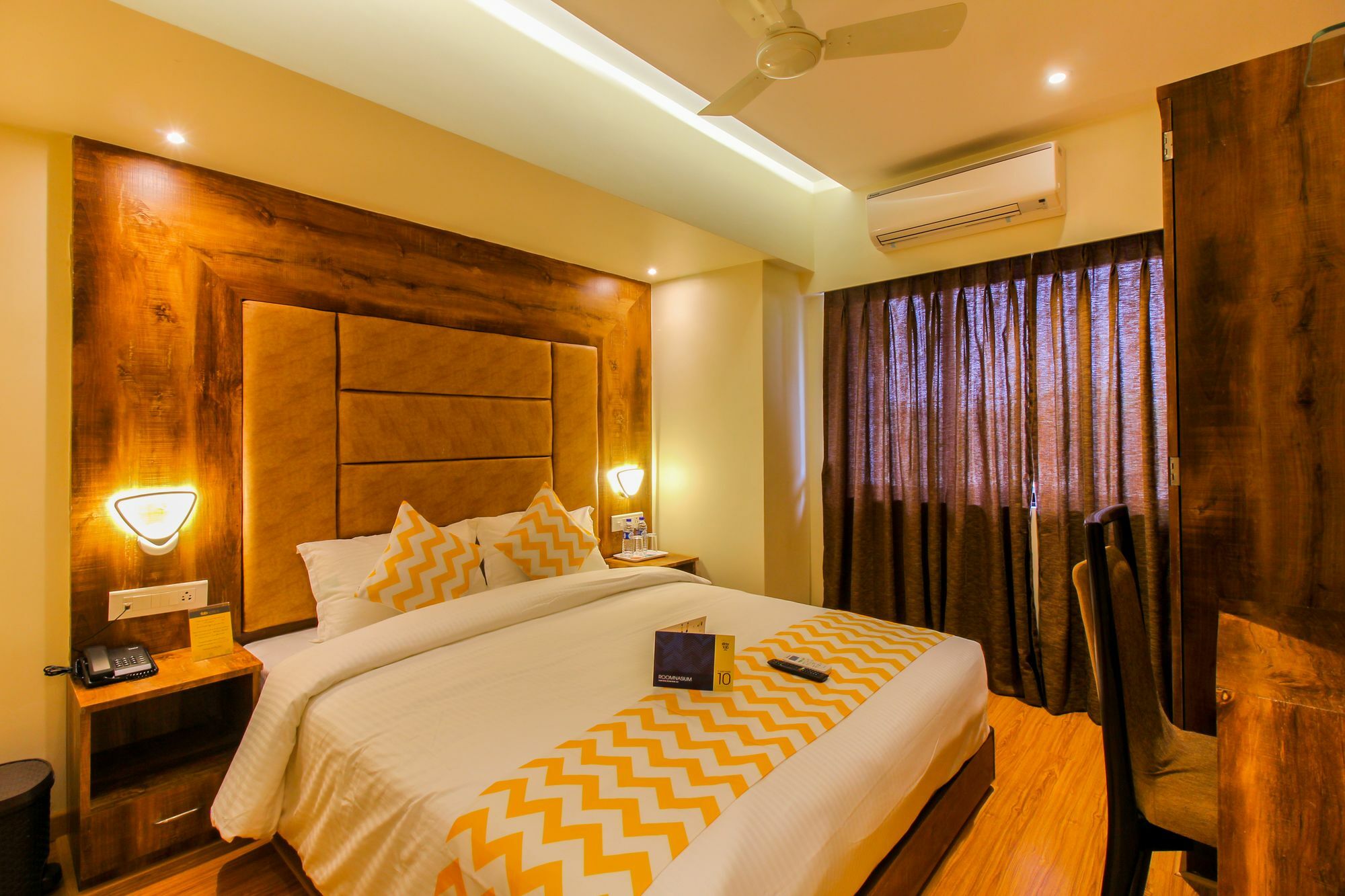 Fluorescent By Bizzgrow International Airport - Formerly Known As Byaris International Hotel Mumbai
