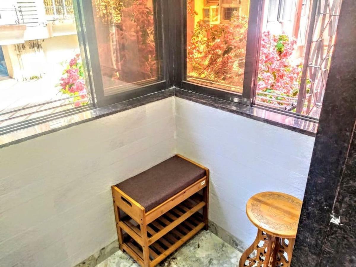 Cozy Furnished One Block From The Ocean Mumbai