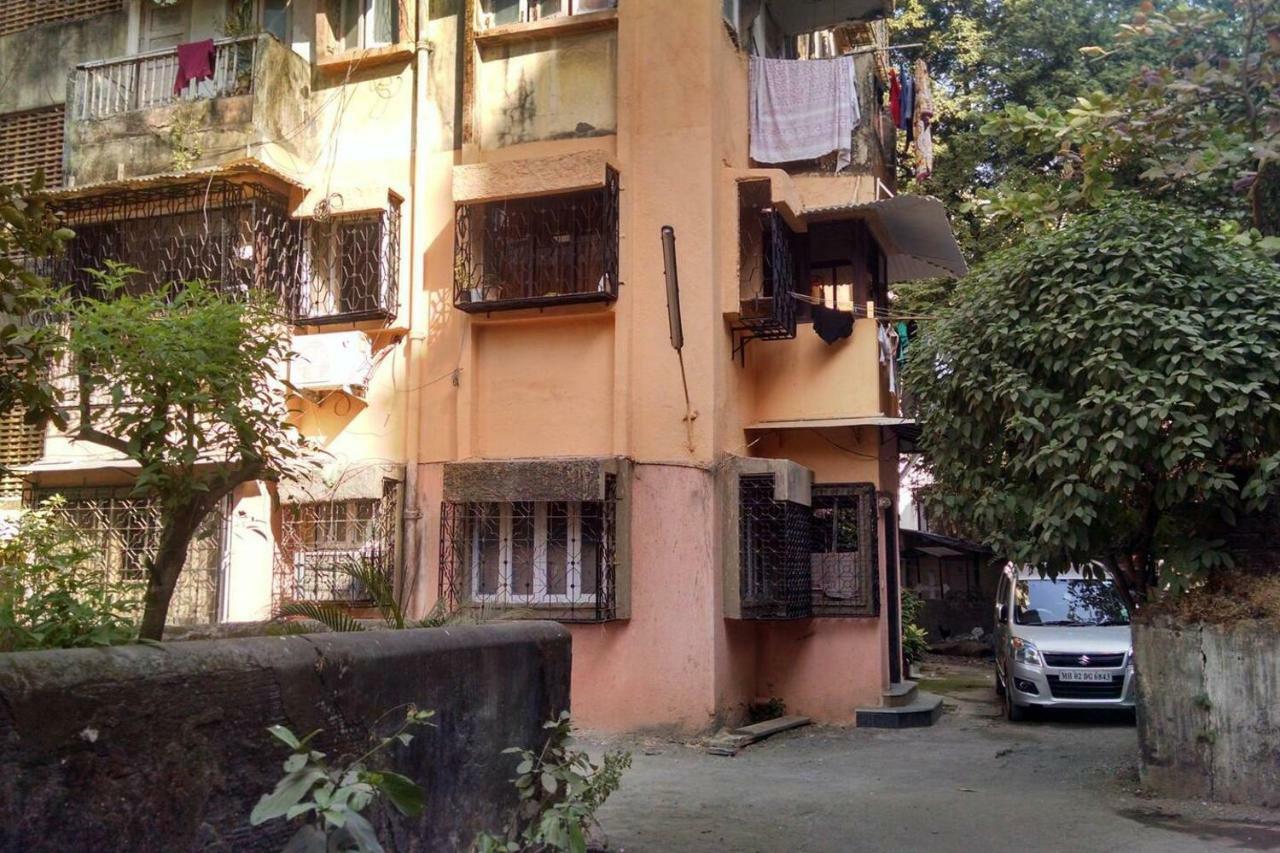 Cozy Furnished One Block From The Ocean Apartment Mumbai