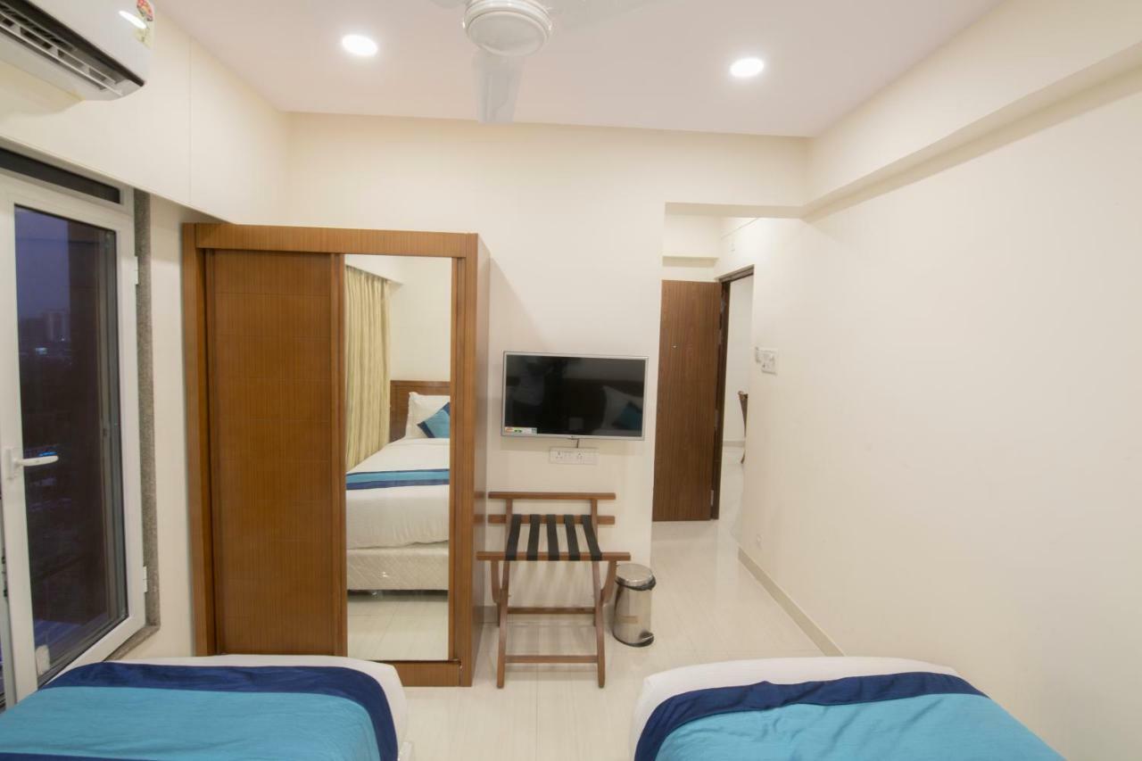 Mint Magna Suites 2mins To Elphinstone Railway Station