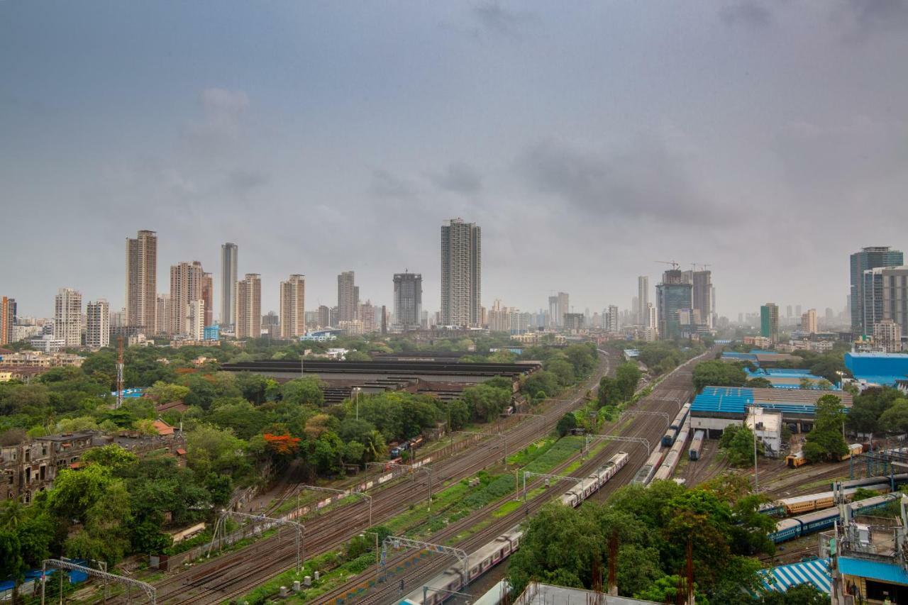 Hotel Mint Magna Suites 2mins To Elphinstone Railway Station