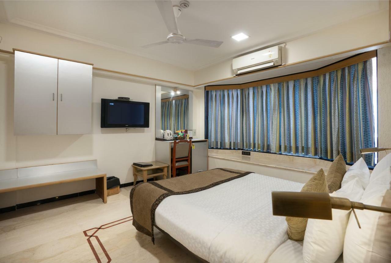 Executive Enclave Hotel
