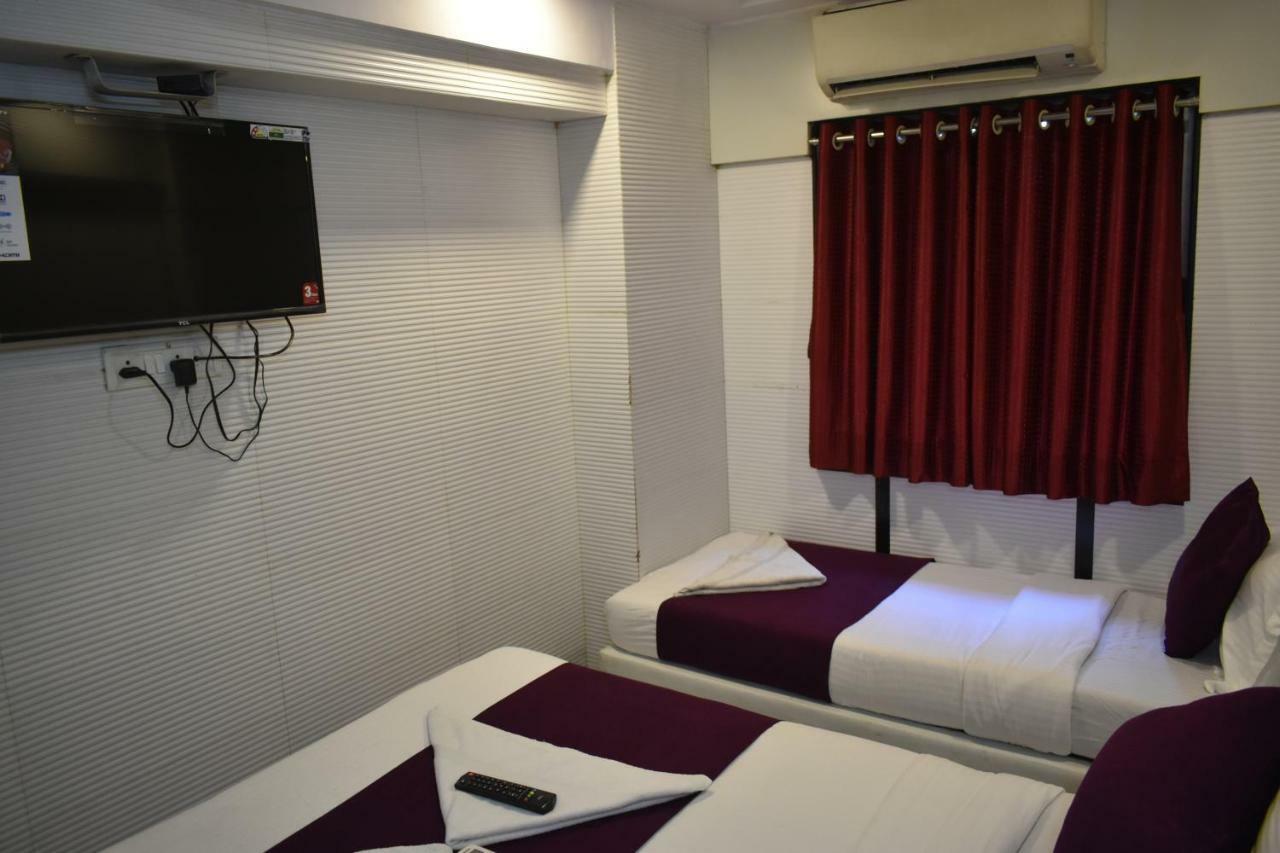 Hotel Arma Court - Near Us Embassy, Bkc