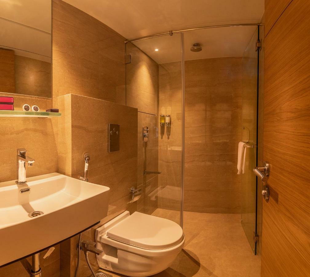 Metropole Hotel 3*