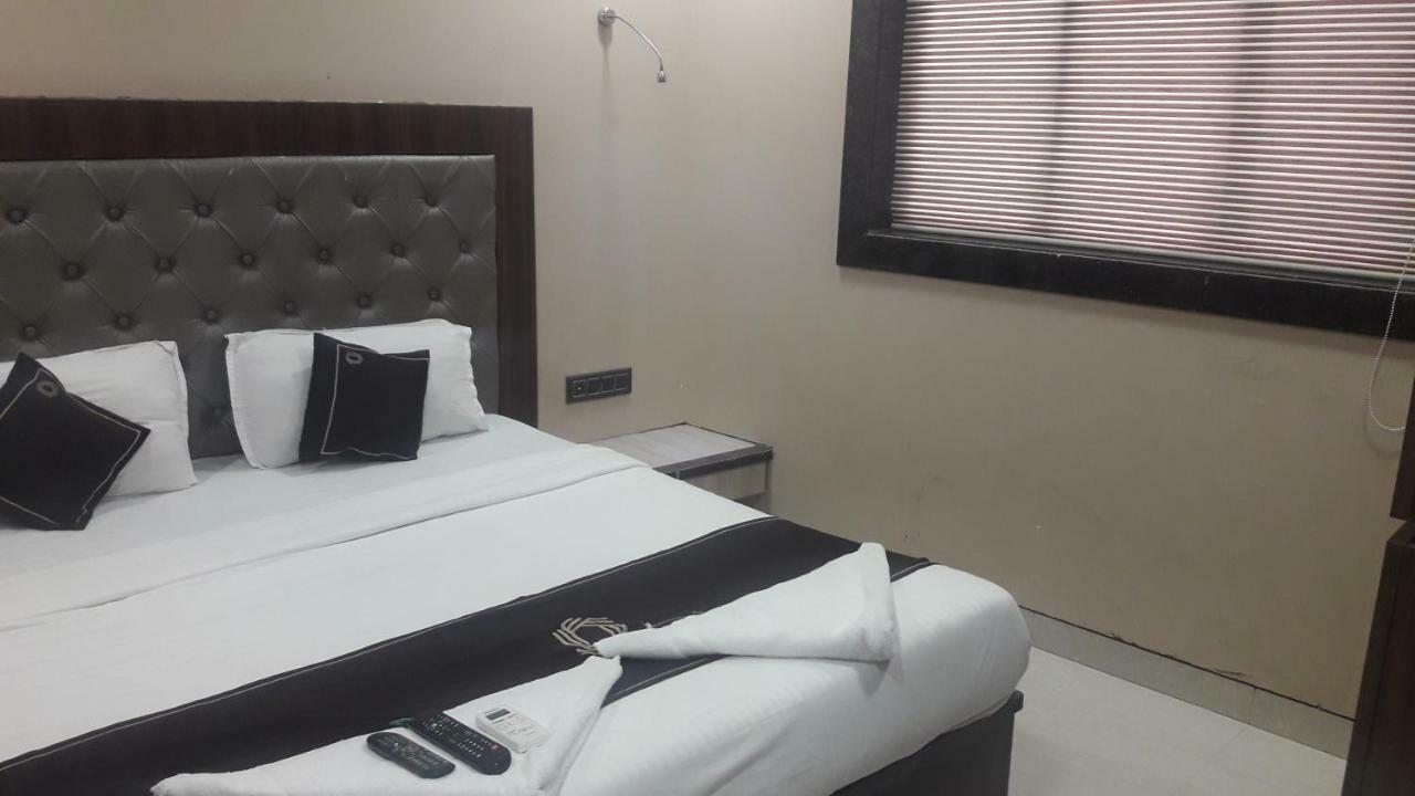 Shine Hospitality Hotel 2*