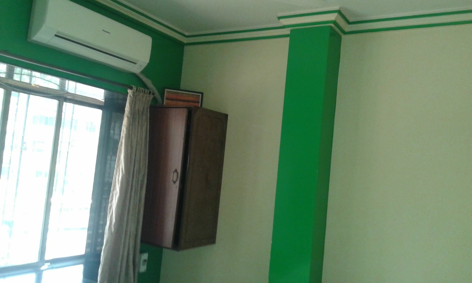Popular Palace 2*