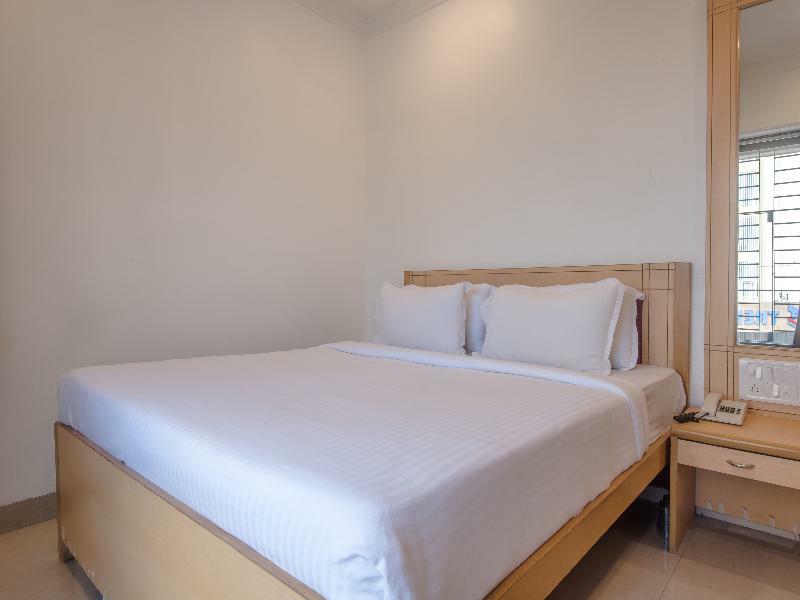 Oyo Flagship 572 Santacruz West 3* Mumbai