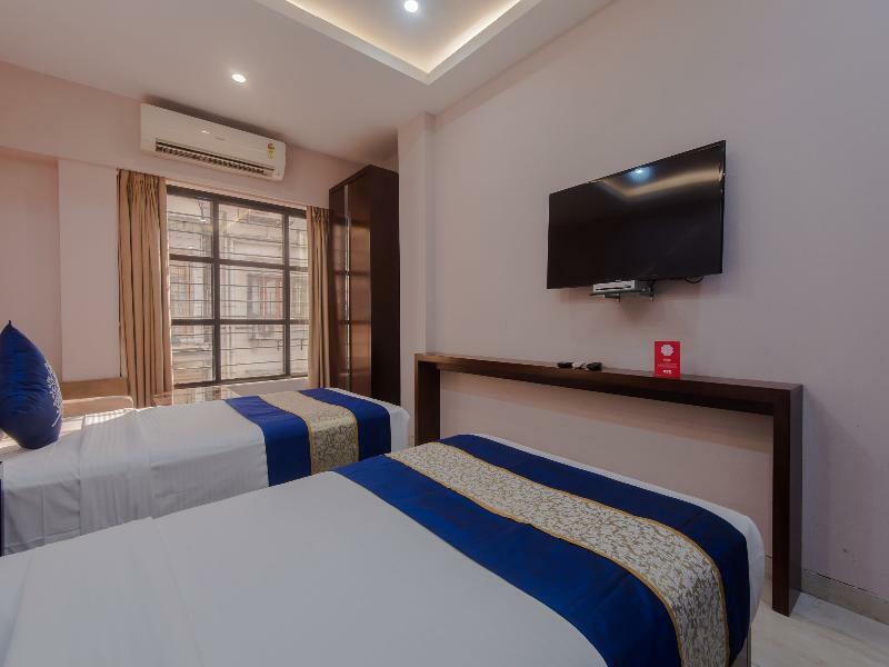 Oyo Flagship 15439 Colaba Hotel