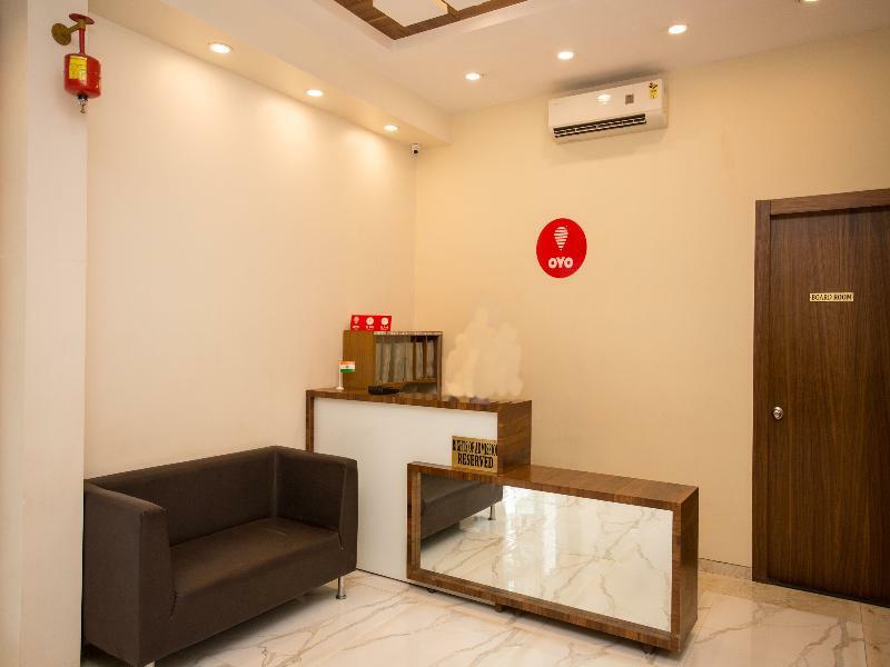 Oyo 8872 Address Hotel Mumbai
