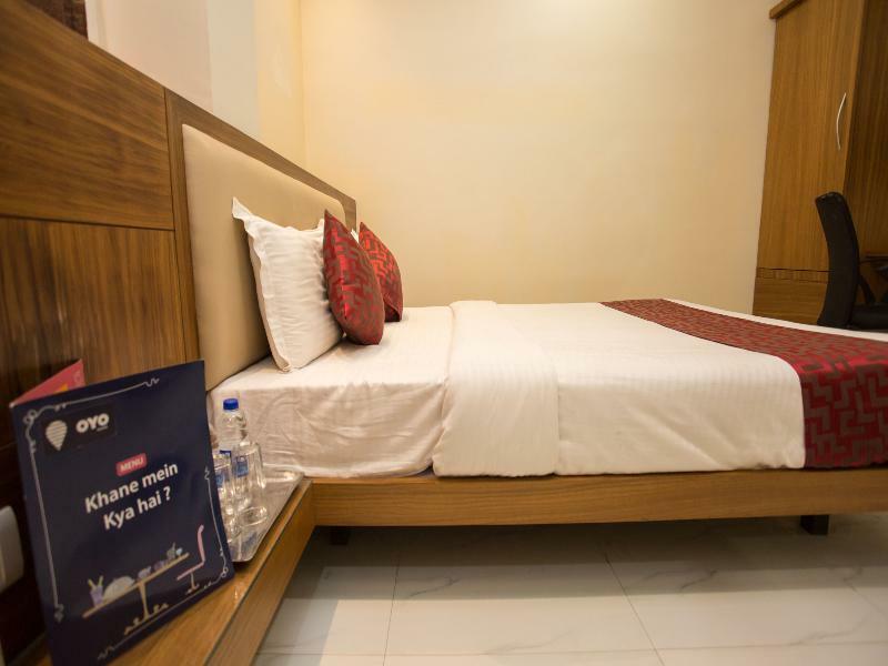 Oyo 8872 Address Hotel