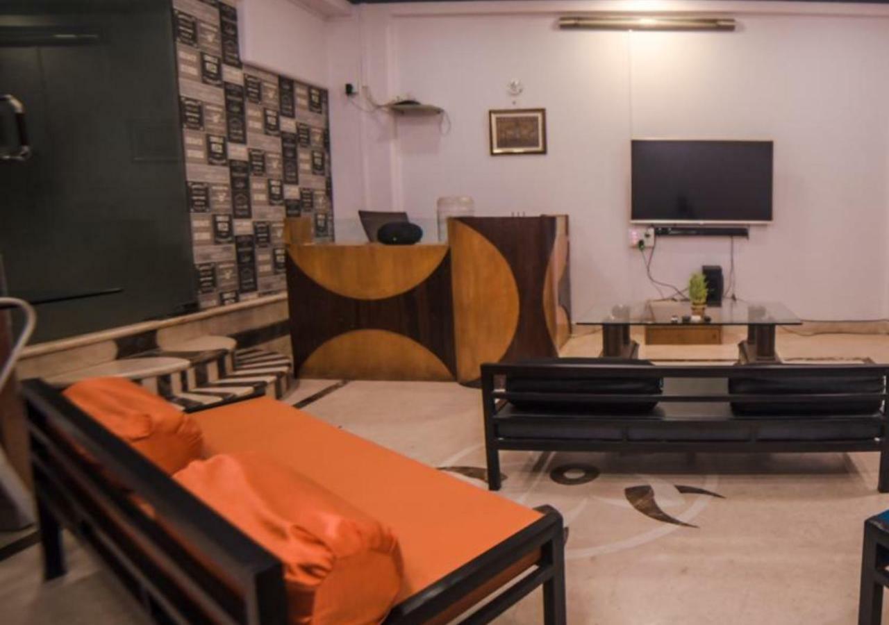 Happinest - The Backpacker's Hostel Mumbai
