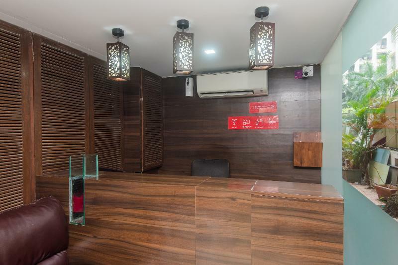 Oyo 3762 Swamini Niwas Hotel 3*