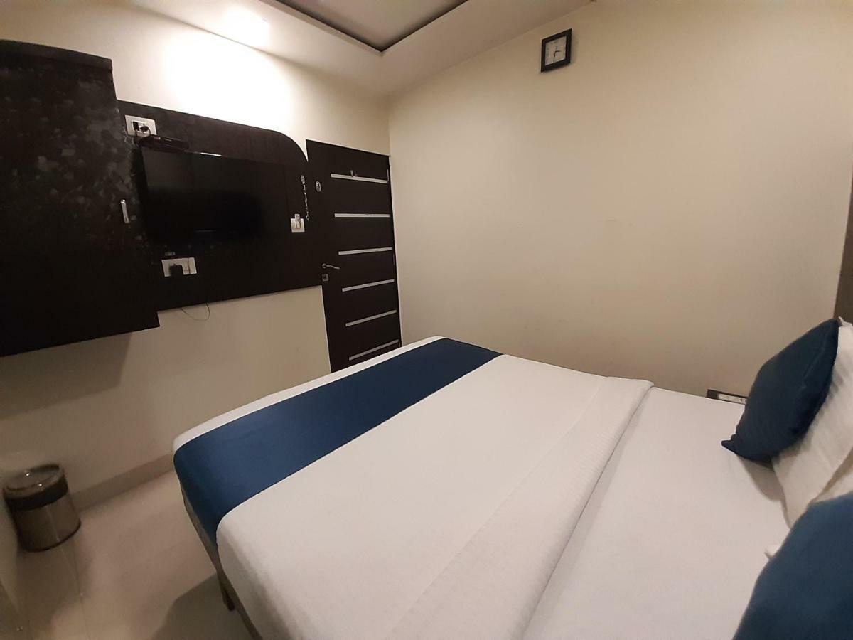 Hotel Hexa Adnoc Mumbai
