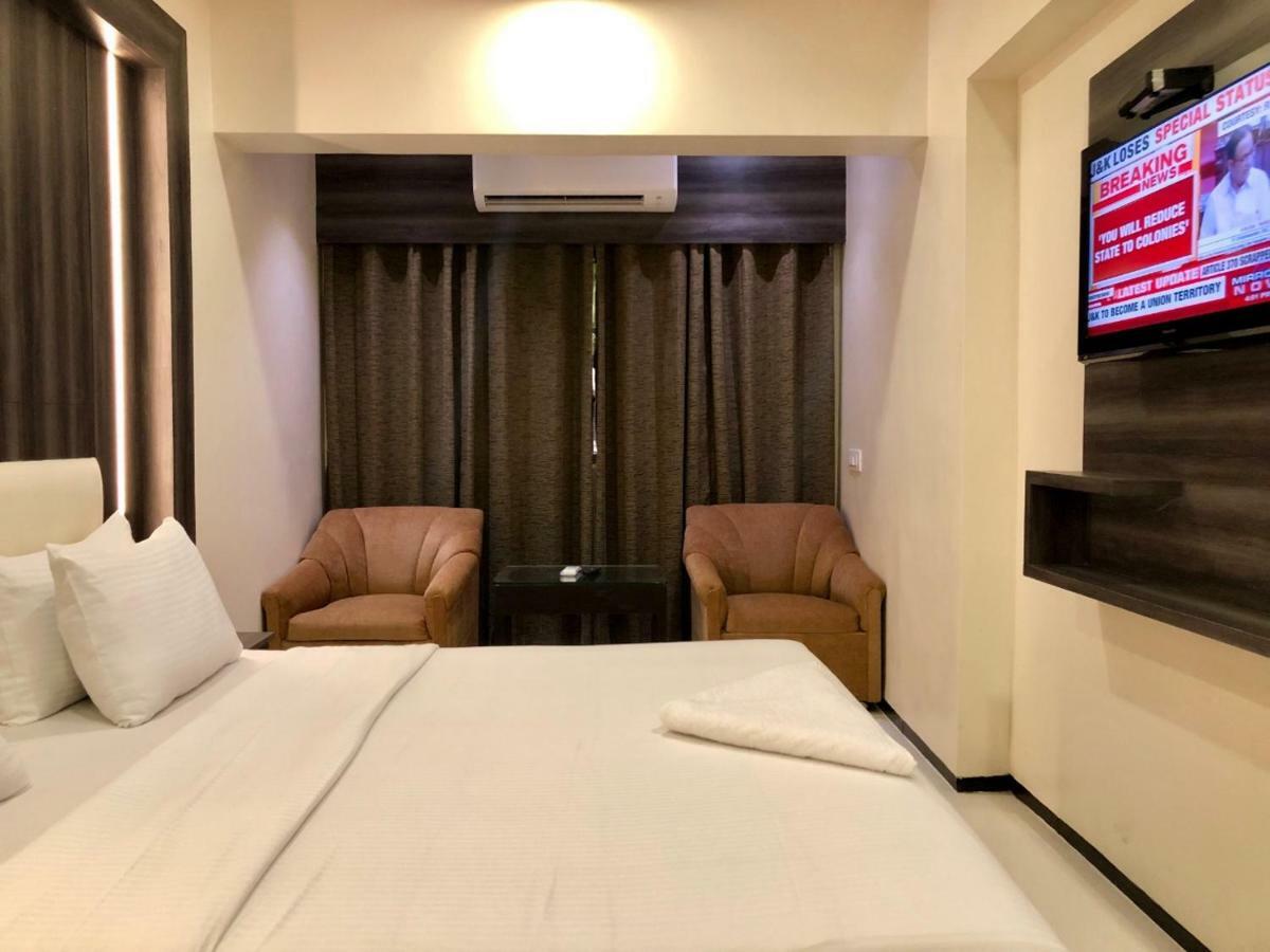 Avon Ruby Dadar Hotel 3*