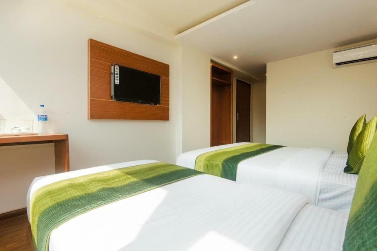 Hotel Aflon Midc Andheri East *