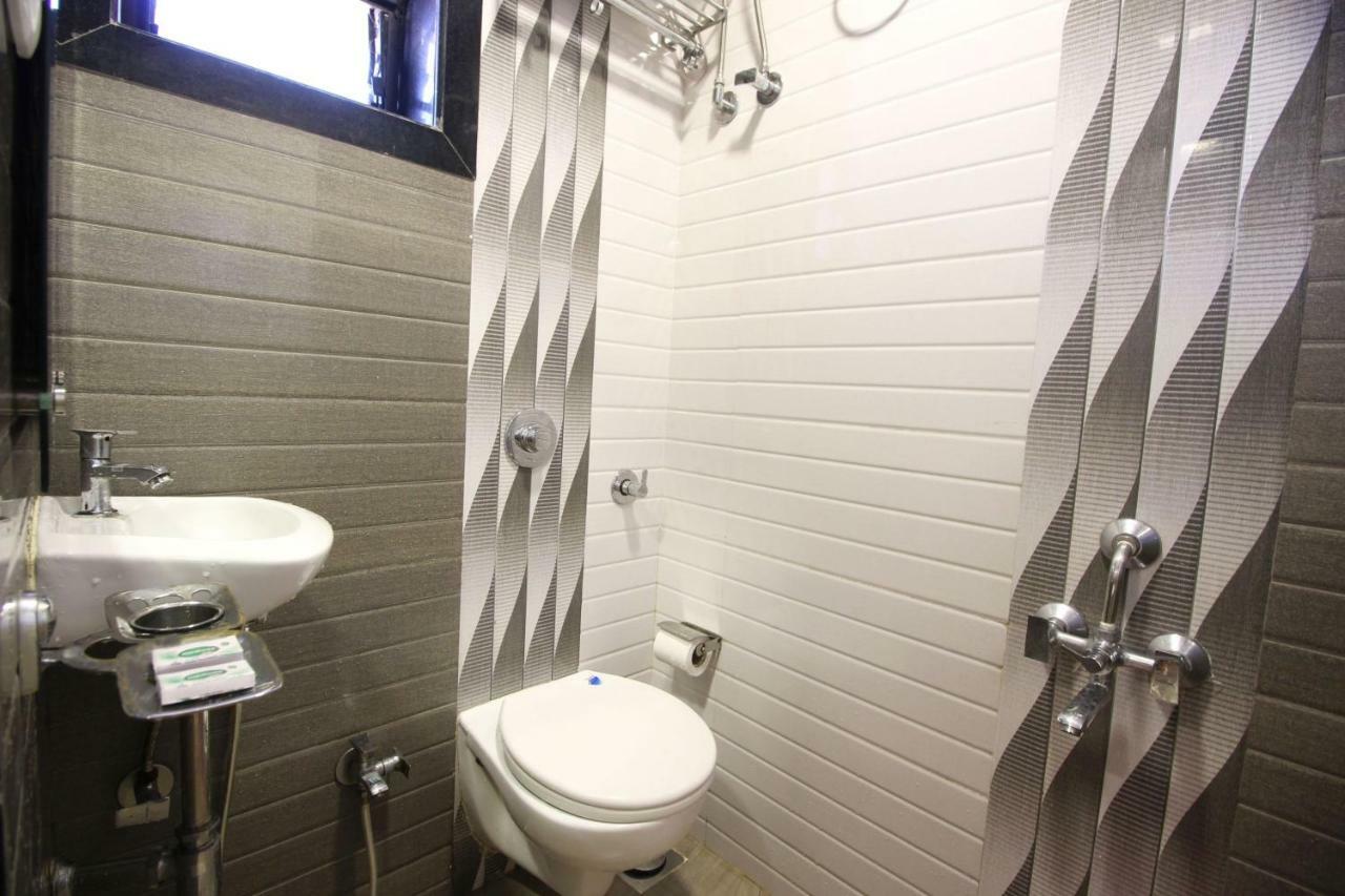 Hotel Oc Residency