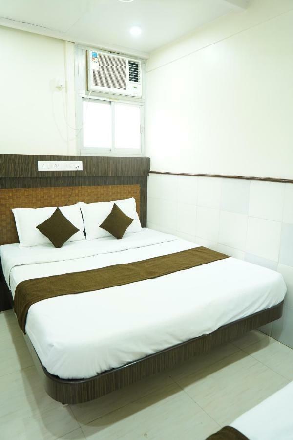 Hotel Sharda Residency Mumbai