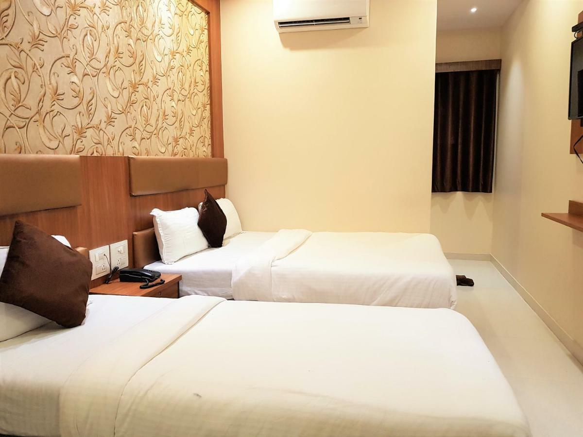 Hotel Hexa Royal Elite 3*
