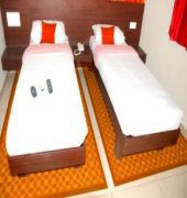 Hotel Fabexpress Adore - Nr International Airport Mumbai