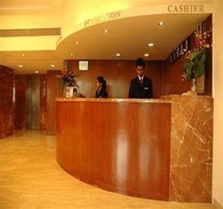 Juhu Plaza 3*