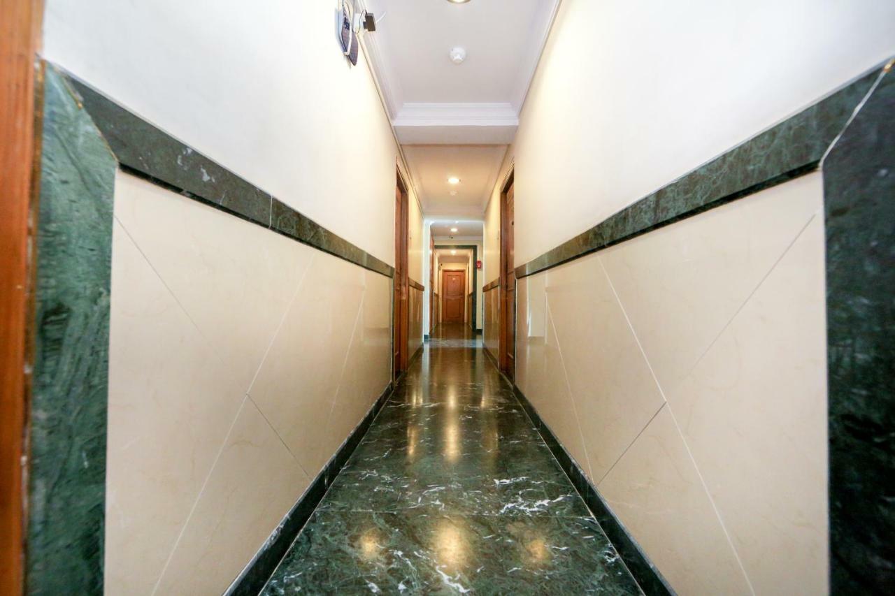 Hotel Lucky Goregaon Mumbai