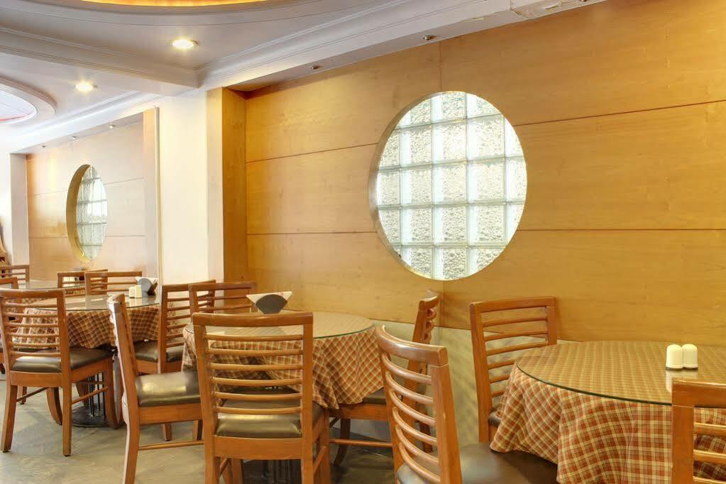 Hotel Lucky Bandra