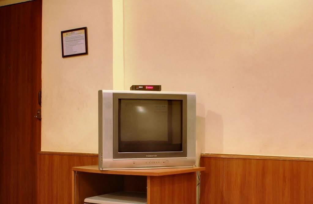 Hotel Lucky Bandra Mumbai