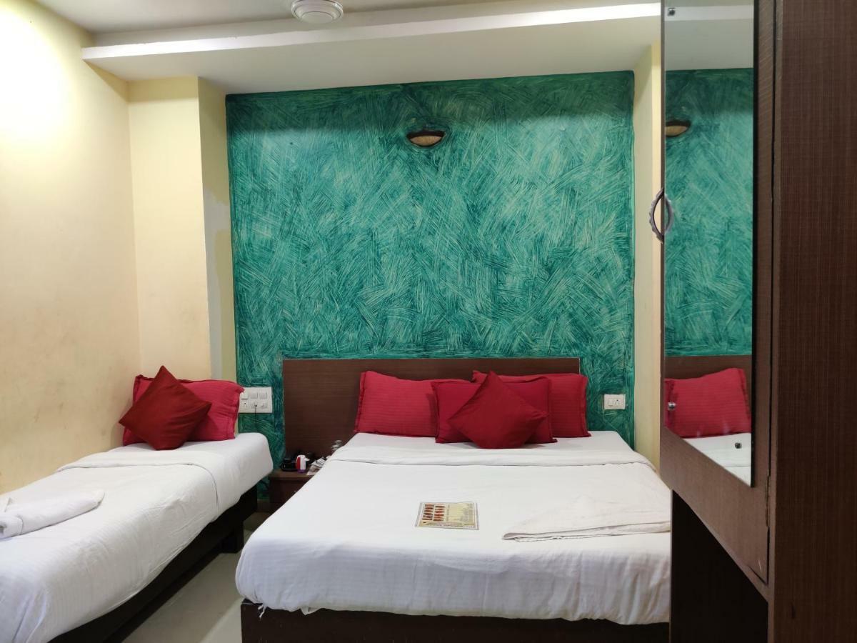 Hotel O Golden Sagar Mumbai
