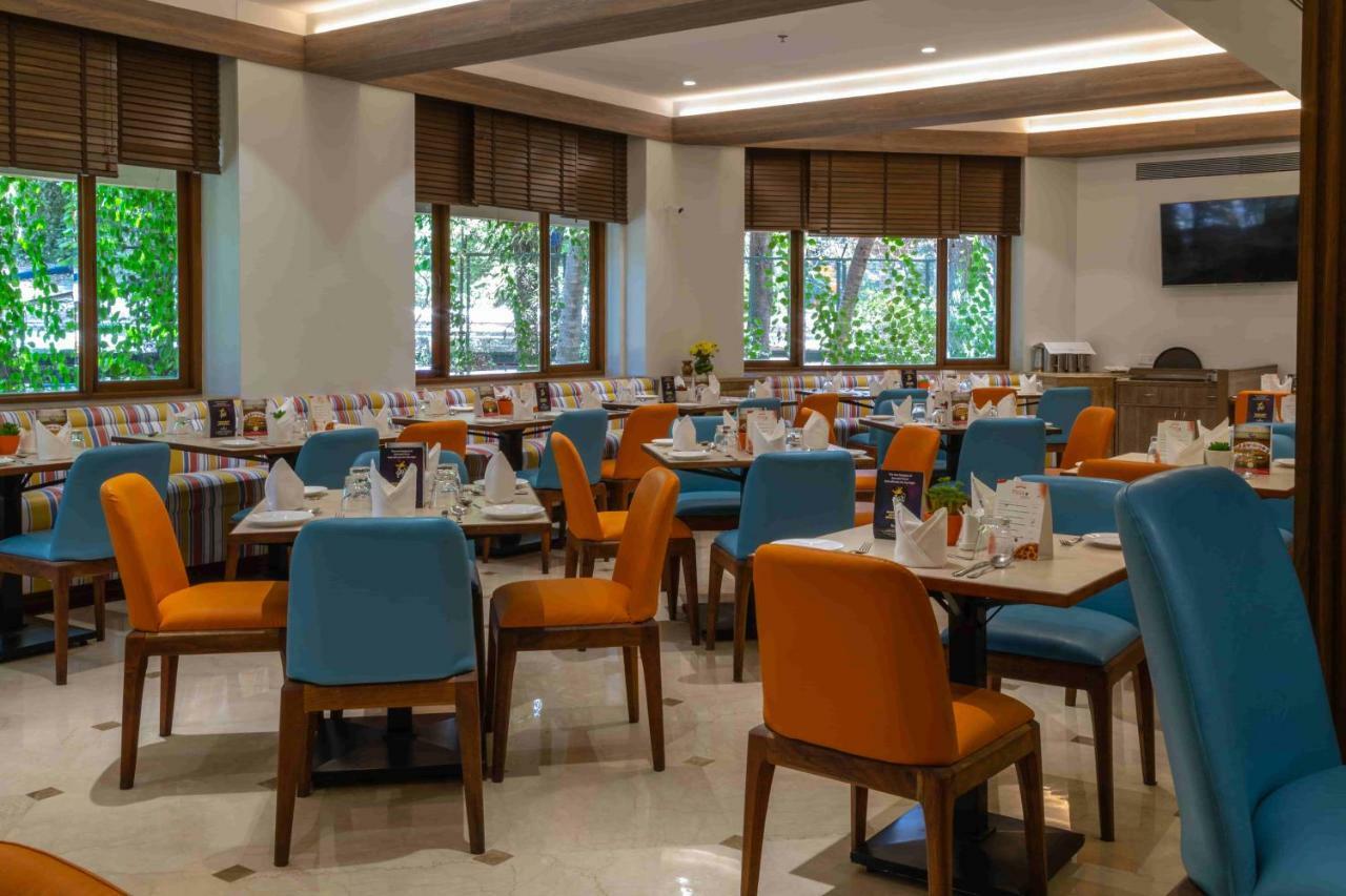 Hotel The & Powai