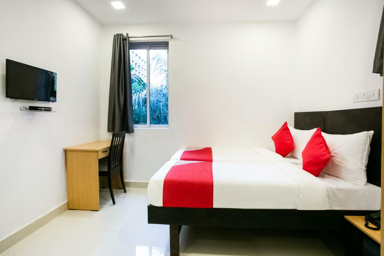 Oyo Flagship 38540 Hotel Shangrila Flagship Saver Mumbai