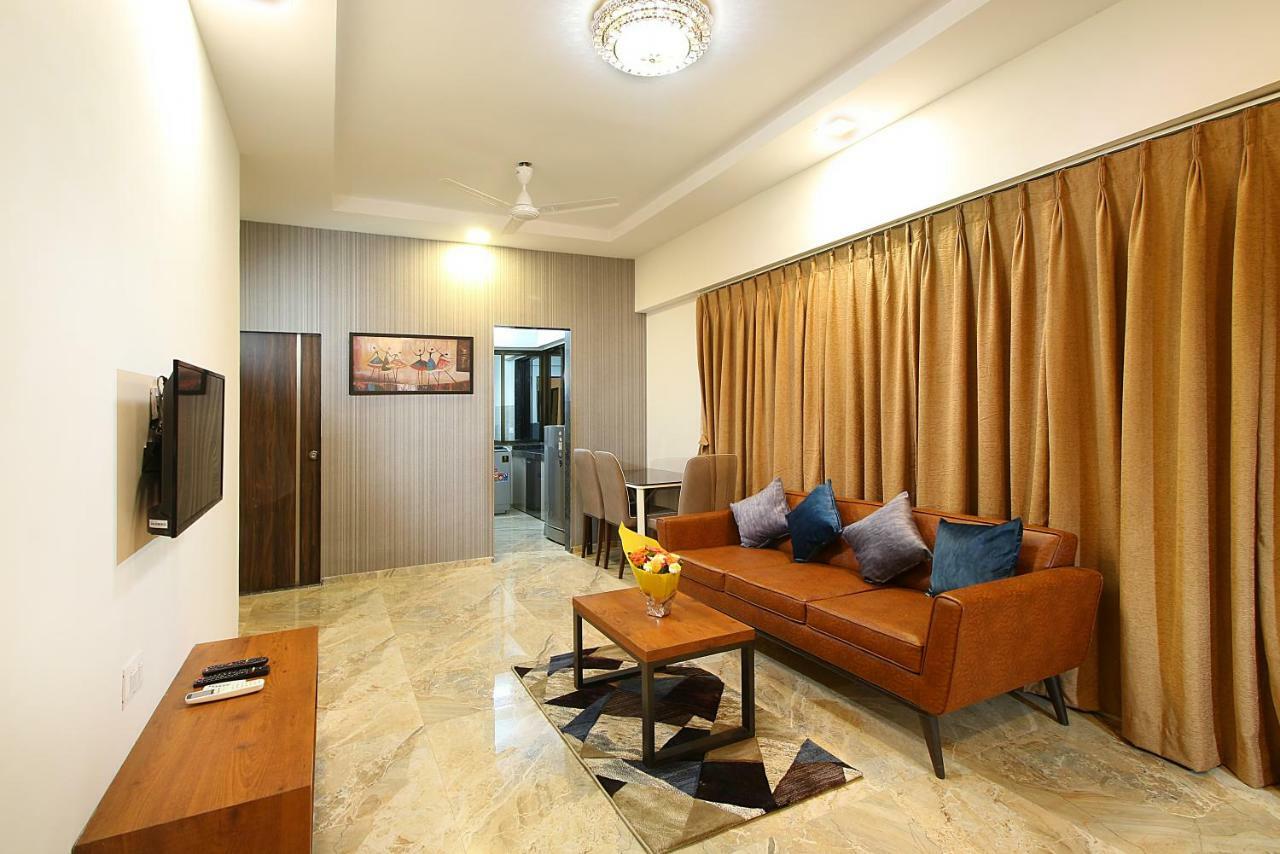 House Luxury Santacruz East,
