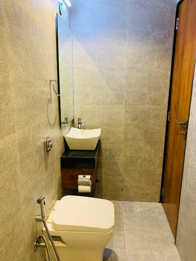 Adlon International 3* Mumbai