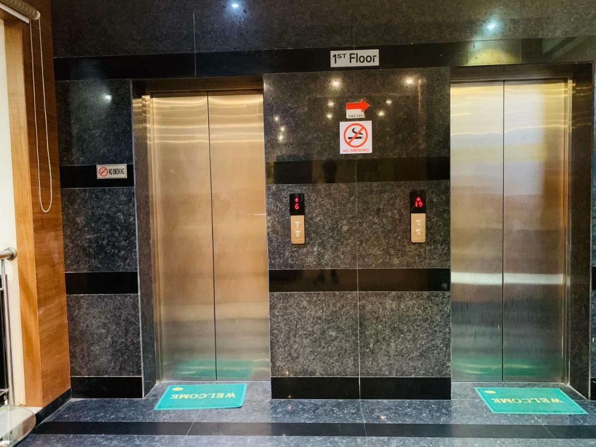 Adlon International 3* Mumbai