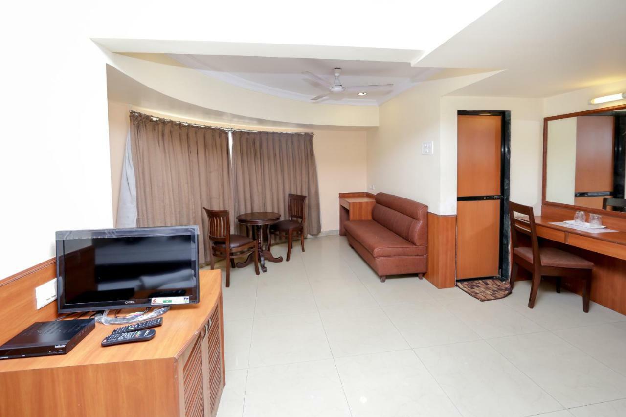 Hotel Lucky Goregaon Mumbai