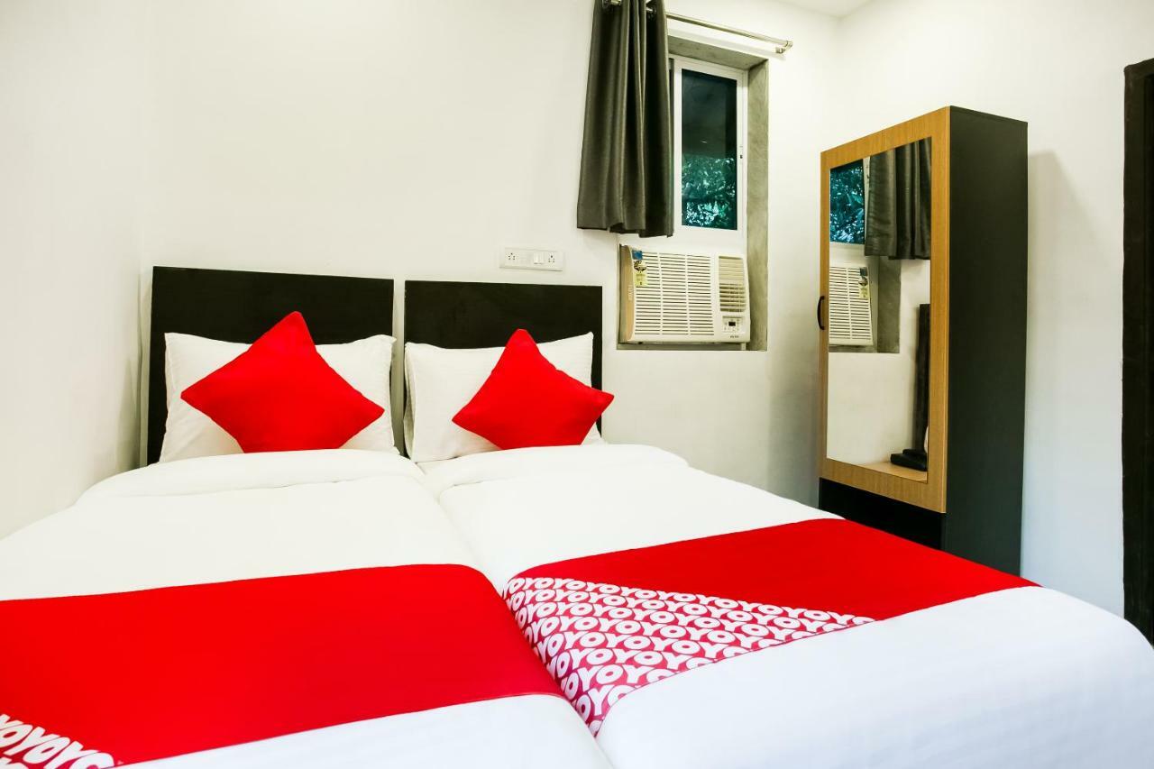 Oyo Flagship 38540 Hotel Shangrila Flagship Saver Hotel 3*